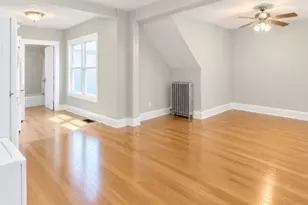 17 Sumner Ave, Wakefield, MA 01880 - Photo 3