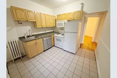 52 Cummings Rd #5., Boston, MA 02135 - Photo 3