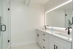 17 School, Hudson, MA 01749 - Photo 7