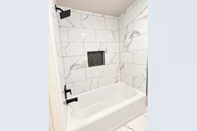 17 Royal St, Agawam, MA 01001 - Photo 7
