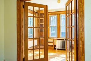 9 Orchard St, Northampton, MA 01060 - Photo 11