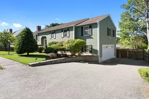 8 College Ln, Beverly, MA 01915 - Photo 3