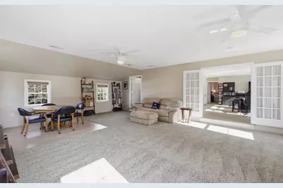 63 Autumn St, Agawam, MA 01001 - Photo 29