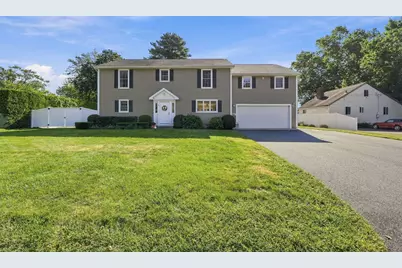63 Autumn St, Agawam, MA 01001 - Photo 1