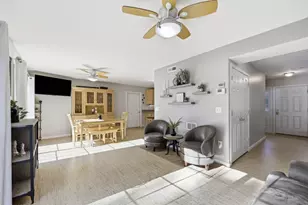 63 Autumn St, Agawam, MA 01001 - Photo 11