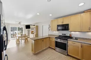 63 Autumn St, Agawam, MA 01001 - Photo 19