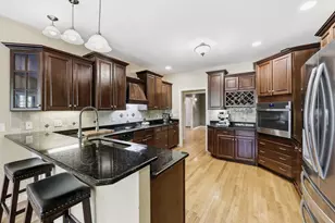 2 Highview Cir, Wilbraham, MA 01095 - Photo 11