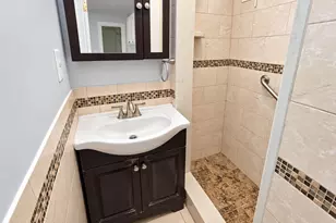 129 Webster Ave, Cambridge, MA 02141 - Photo 5