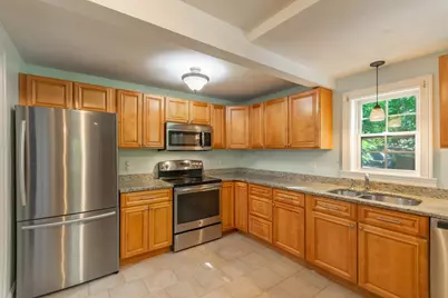 196 Pendleton Ave, Chicopee, MA 01020 - Photo 3