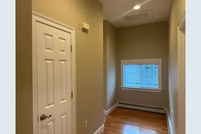 554 Wareham St #2, Middleborough, MA 02346 - Photo 9