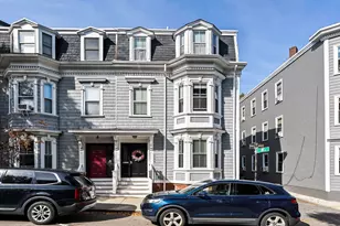 534 E 5th St, Boston, MA 02127 - Photo 1
