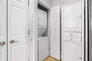534 E 5th St, Boston, MA 02127 - Photo 19