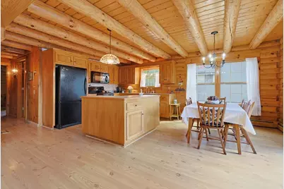 21 Taft Ave, Mendon, MA 01756 - Photo 13