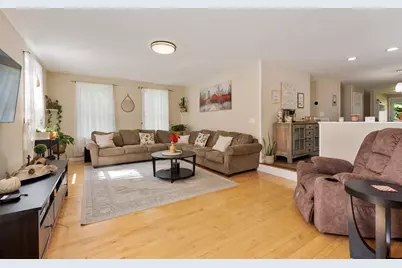 1 Laurelwoods Dr, Townsend, MA 01474 - Photo 7