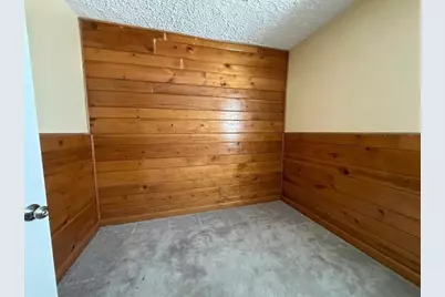 41 Smith St, Fitchburg, MA 01420 - Photo 21