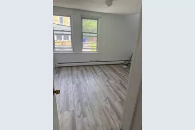 29 Easton Avenue #2, Boston, MA 02136 - Photo 5