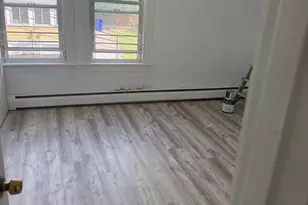 29 Easton Ave, Boston, MA 02136 - Photo 5