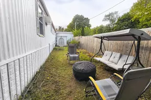 1237 Central St, Leominster, MA 01453 - Photo 21
