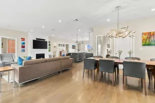 8 Baker Ct, Boston, MA 02125 - Photo 9