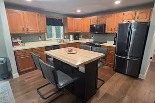 155 Hathaway St, Wareham, MA 02571 - Photo 3