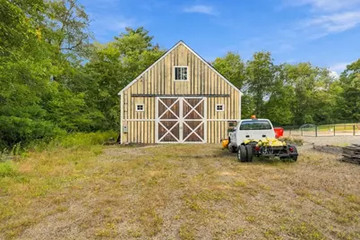 0 Faunce Corner Rd, Dartmouth, MA 02714 - Photo 9