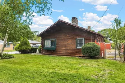 24 Fisherman Rd, Fairhaven, MA 02719 - Photo 5