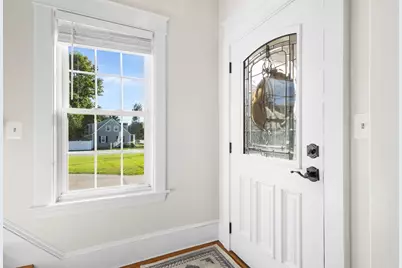 1021 Ray St, Fall River, MA 02720 - Photo 9
