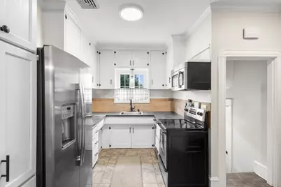 1021 Ray St, Fall River, MA 02720 - Photo 19