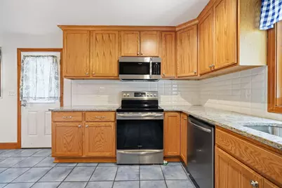 40 W Belmont St, Ludlow, MA 01056 - Photo 17