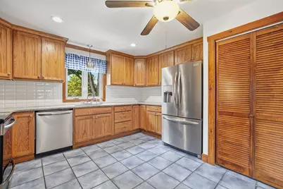 40 W Belmont St, Ludlow, MA 01056 - Photo 15