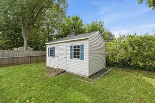 40 W Belmont St, Ludlow, MA 01056 - Photo 9