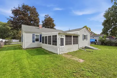 40 W Belmont St, Ludlow, MA 01056 - Photo 11