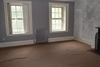 8 Kirk St, Lowell, MA 01852 - Photo 21
