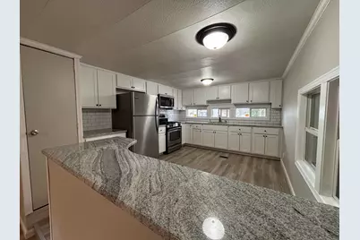 1346 Newport Ave #B17, Attleboro, MA 02703 - Photo 3