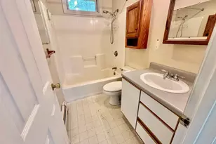 10 Elise Michelle Wy, Westport, MA 02790 - Photo 17