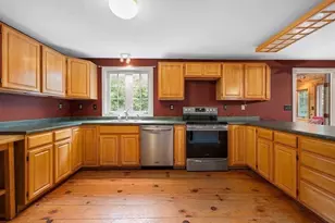 14 Joanna Dr, Rutland, MA 01543 - Photo 9