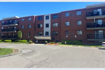 900 Governors Park #22, Winthrop, MA 02152 - Photo 1