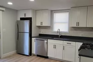 17 Mt Pleasant St, Somerville, MA 02144 - Photo 1