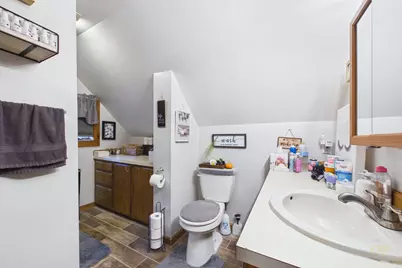 83 Rockland St, New Bedford, MA 02740 - Photo 11