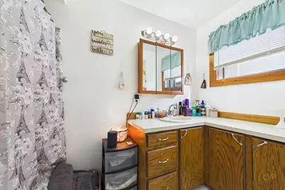 83 Rockland St, New Bedford, MA 02740 - Photo 25