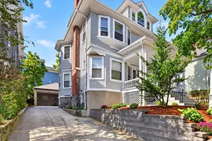 34 Central St, Somerville, MA 02143 - Photo 3