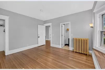 34 Central St, Somerville, MA 02143 - Photo 21