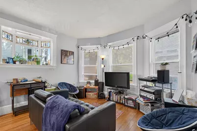 34 Central St, Somerville, MA 02143 - Photo 13