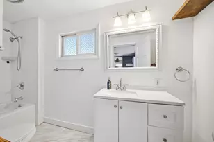 96 Catherine St, Chicopee, MA 01013 - Photo 15
