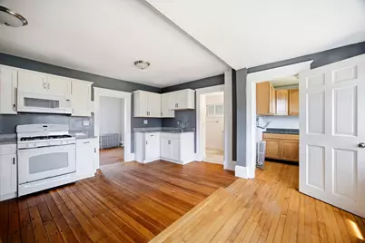 96 Catherine St, Chicopee, MA 01013 - Photo 3
