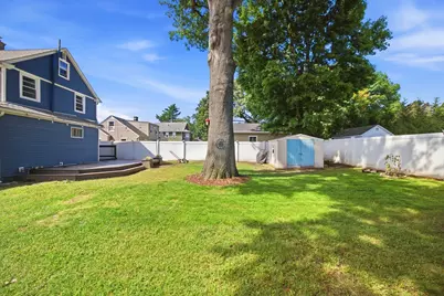 96 Catherine St, Chicopee, MA 01013 - Photo 31