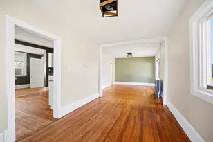 96 Catherine St, Chicopee, MA 01013 - Photo 9