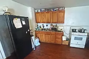 24 Cross St, Southbridge, MA 01550 - Photo 15