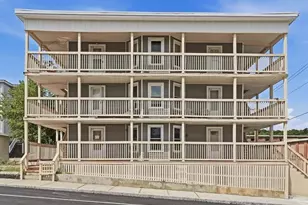 24 Cross St, Southbridge, MA 01550 - Photo 9