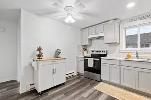 8 Royal Dane Dr, Marshfield, MA 02050 - Photo 5
